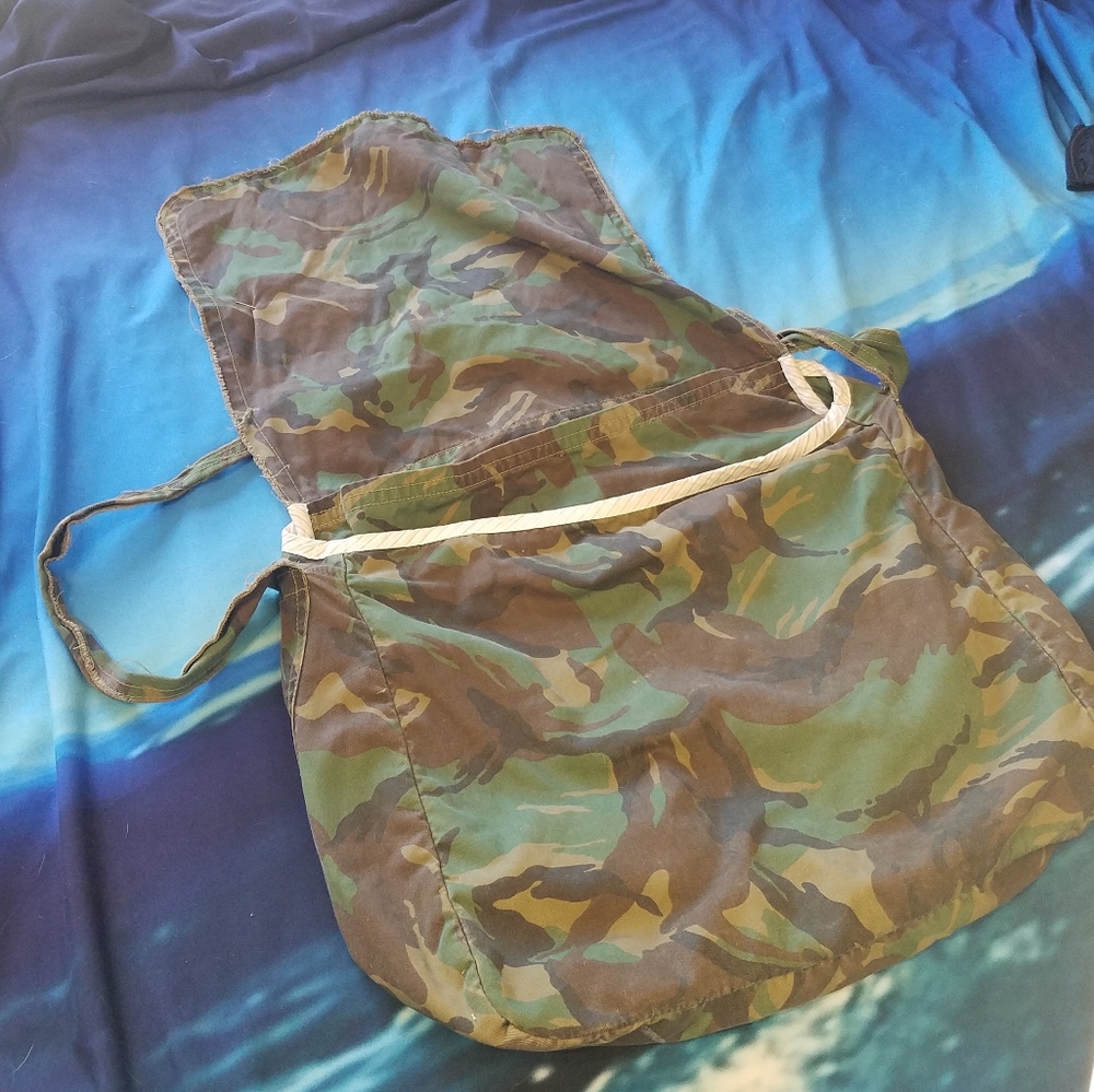 Camo Messenger Bag with Patches - Picture 10 of 15